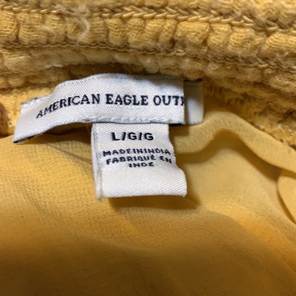 2 for 15$// American Eagle Loose Shorts - Picture 3 of 3